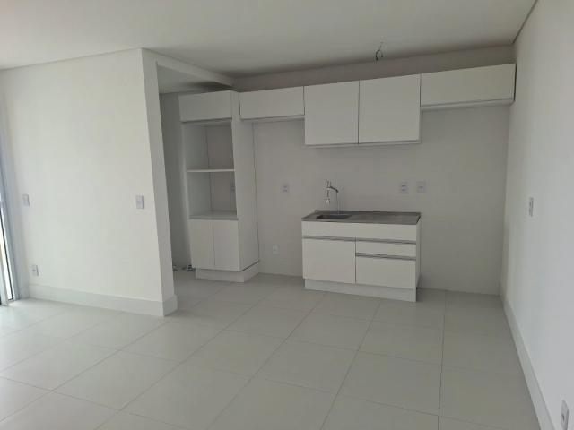 Apartamento para Venda em Balneário Piçarras/SC Itacolomi 2 Quartos