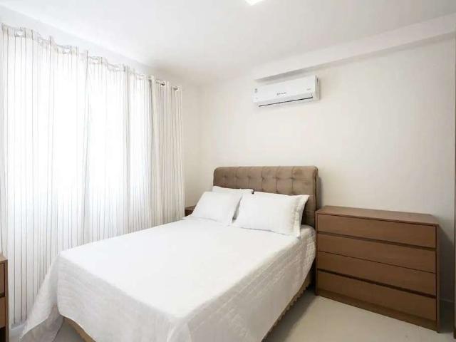 Apartamento para Venda em Balneário Piçarras/SC Itacolomi 2 Quartos