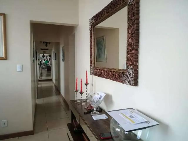 Apartamento para Venda em Barbacena/MG Centro 4 Quartos