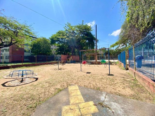 Apartamento para Venda em Barra Mansa/RJ Colônia Santo Antônio 3 Quartos