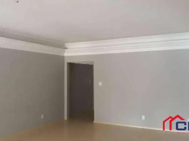Apartamento para Venda em Barra Mansa/RJ Centro 3 Quartos