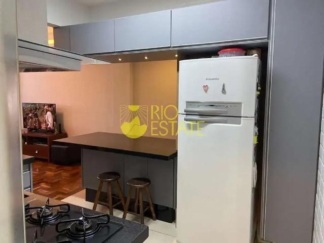 Apartamento para Venda em Barra Mansa/RJ Centro 3 Quartos