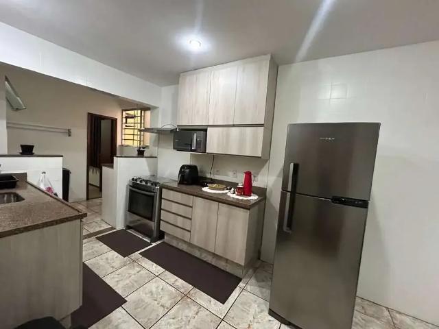 Apartamento para Venda em Barra Mansa/RJ Centro 4 Quartos