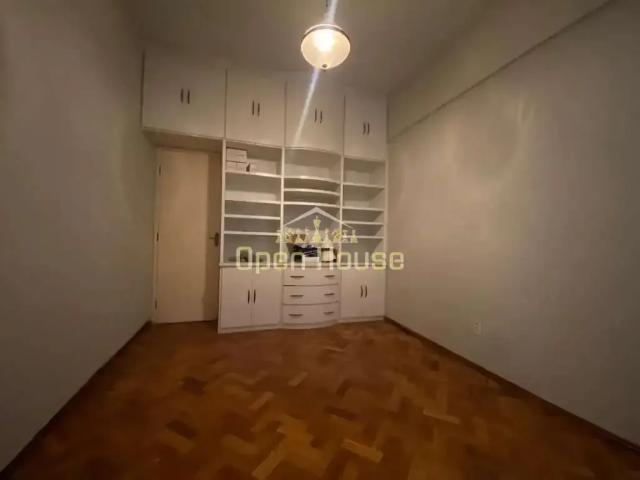 Apartamento para Venda em Barra Mansa/RJ Ano Bom 4 Quartos