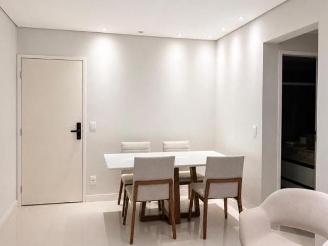 Apartamento para Venda em Barueri, JARDIM TUPANCI, 3 dormitórios, 1 suíte, 2 banheiros, 1 vaga