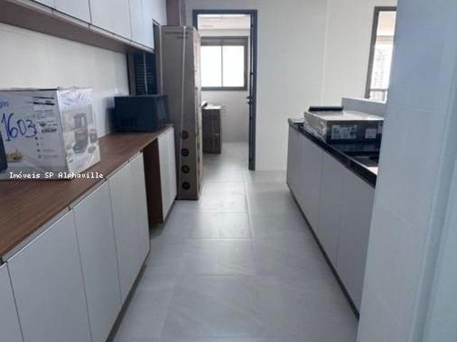 Apartamento para Venda em Barueri, Sítio Tamboré Alphaville, 3 dormitórios, 3 suítes, 4 banheiros, 3