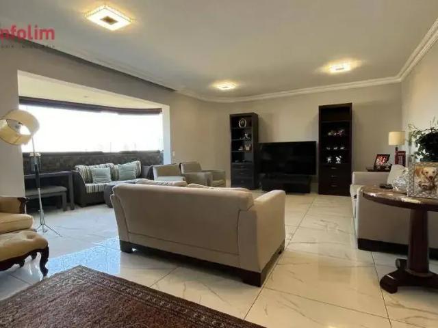 Apartamento para Venda em Barueri/SP Alphaville 4 Quartos
