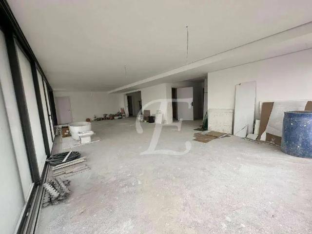 Apartamento para Venda em Barueri/SP Alphaville 4 Quartos