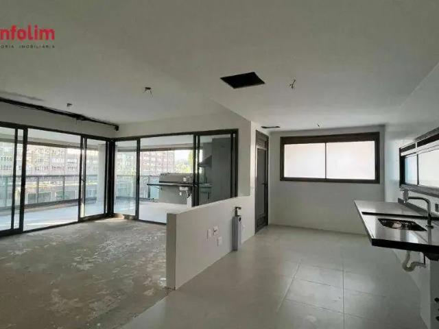 Apartamento para Venda em Barueri/SP Alphaville 4 Quartos