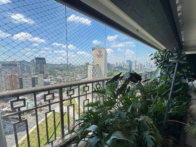 Apartamento para Venda em Barueri/SP Green Valley Alphaville 4 Quartos