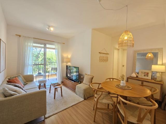 Apartamento para Venda em Barueri/SP Jardim Tupanci 2 Quartos