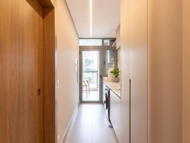 Apartamento para venda em Batel de 193.00m² com 3 Quartos, 3 Suites e 4 Garagens