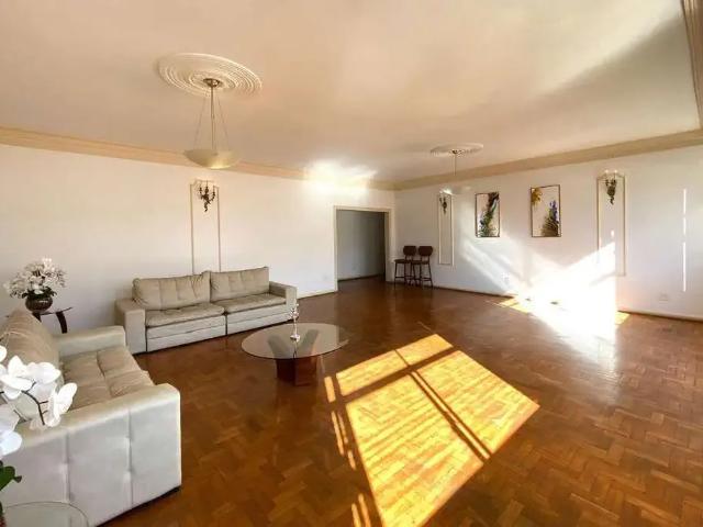 Apartamento para Venda em Belo Horizonte/MG Centro 4 Quartos