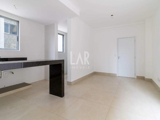 Apartamento para Venda em Belo Horizonte/MG Alto Barroca 2 Quartos