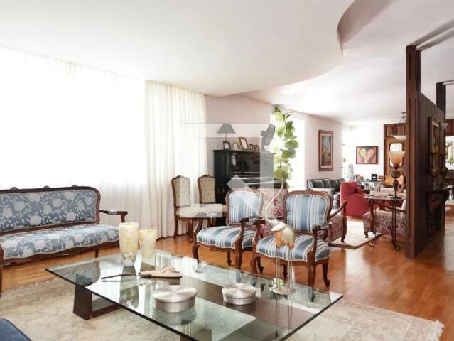 Apartamento para Venda em Belo Horizonte/MG Boa Viagem 6 Quartos