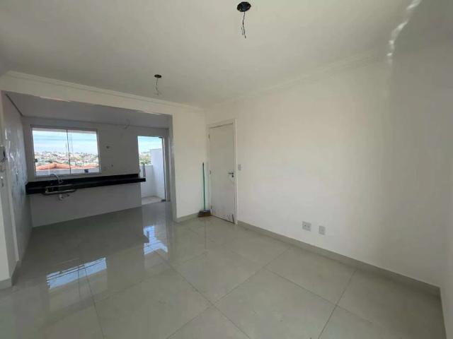 Apartamento para Venda em Belo Horizonte/MG São João Batista 2 Quartos