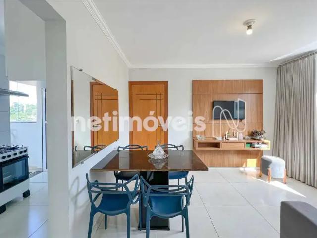 Apartamento para Venda em Belo Horizonte/MG São Salvador 2 Quartos