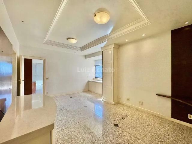 Apartamento para Venda em Belo Horizonte/MG Serra 4 Quartos