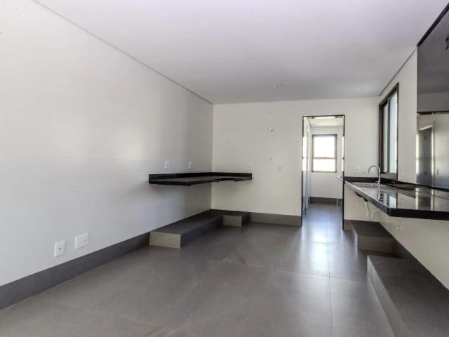 Apartamento para Venda em Belo Horizonte/MG Serra 4 Quartos