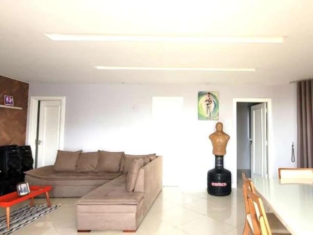 Apartamento para Venda em Belém/PA São Brás 4 Quartos