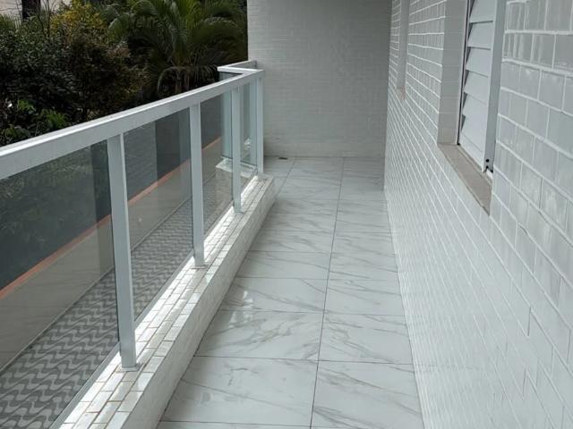 Apartamento para Venda em Bertioga/SP Centro 3 Quartos