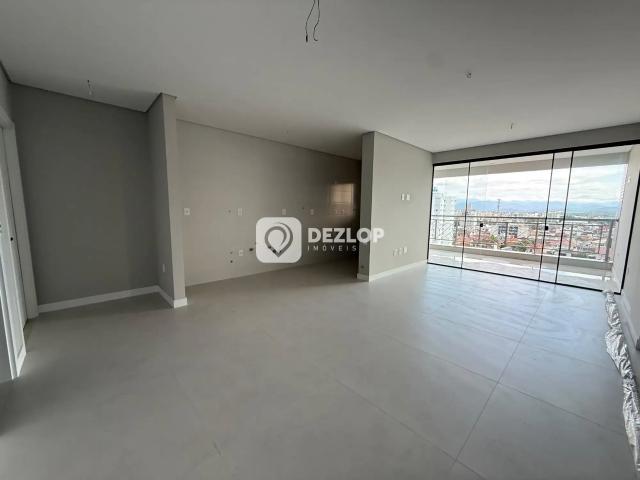 Apartamento para Venda em Biguaçu/SC Centro 3 Quartos