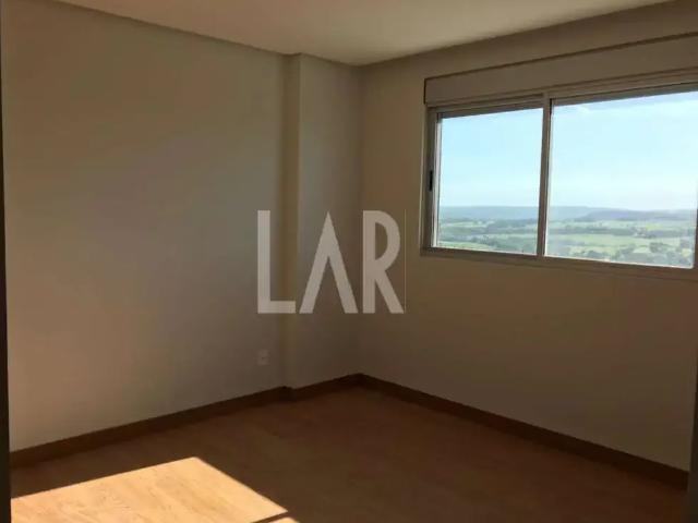 Apartamento para Venda em Bom Despacho/MG Santa Rita 4 Quartos
