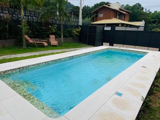 Apartamento para Venda em Bombinhas/SC Morrinhos 5 Quartos