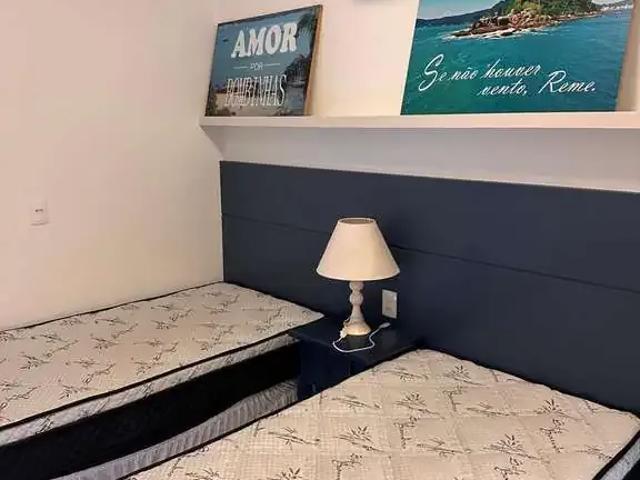 Apartamento para Venda em Bombinhas/SC Bombas 4 Quartos
