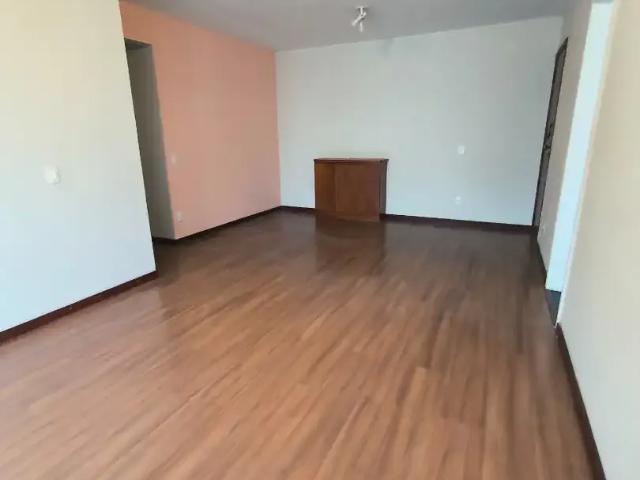 Apartamento para Venda em Brasília/DF Asa Norte 3 Quartos