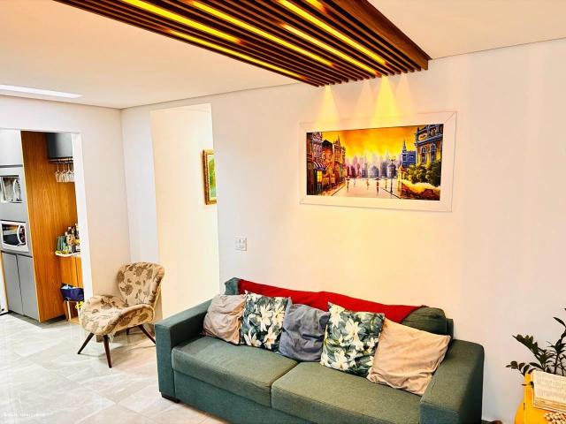 Apartamento para Venda em Brasília/DF Setor Meireles Santa Maria 3 Quartos