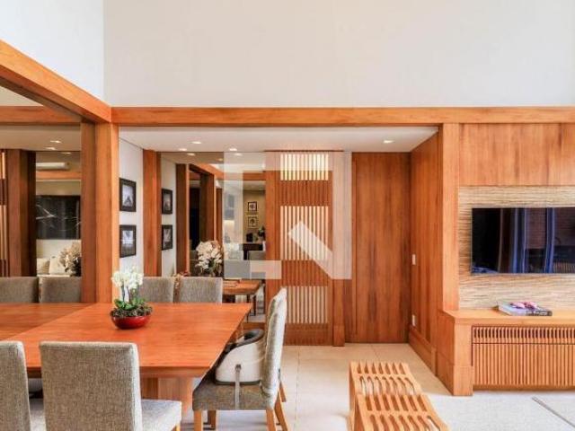 Apartamento para venda em Brooklin de 121.00m² com 3 Quartos, 1 Suite e 2 Garagens