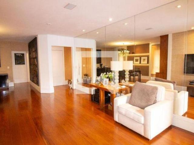 Apartamento para venda em Brooklin de 216.00m² com 4 Quartos, 1 Suite e 2 Garagens
