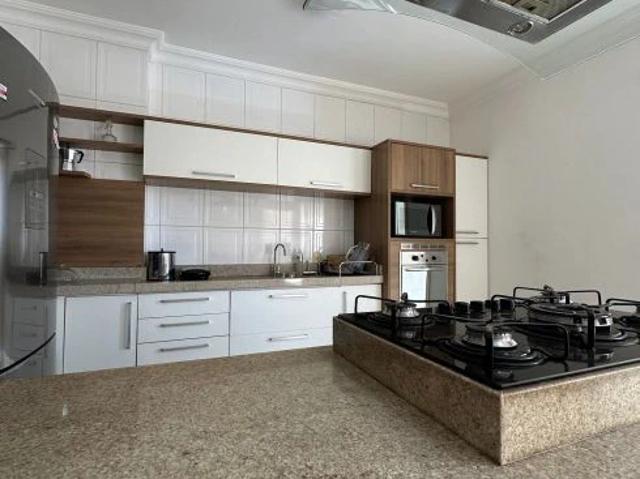 Apartamento para Venda em Cuiabá/MT Alvorada 4 Quartos