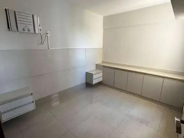 Apartamento para Venda em Cuiabá/MT Araés 3 Quartos