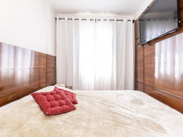 Apartamento para Venda em Curitiba, Hauer, 3 dormitórios, 1 banheiro, 2 vagas