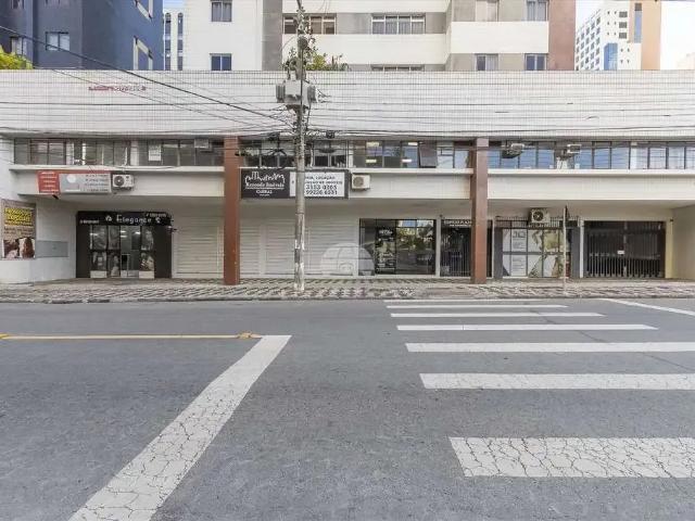Apartamento para Venda em Curitiba/PR Cabral 3 Quartos