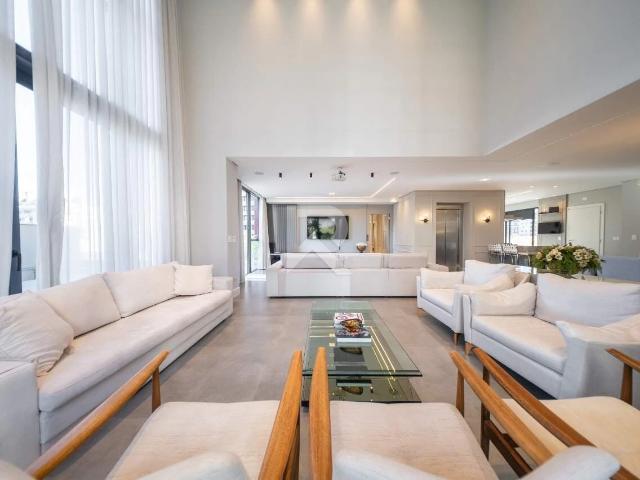 Apartamento para Venda em Curitiba/PR Cabral 3 Quartos