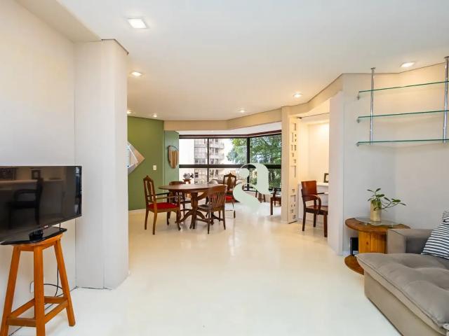 Apartamento para Venda em Curitiba/PR Cabral 3 Quartos