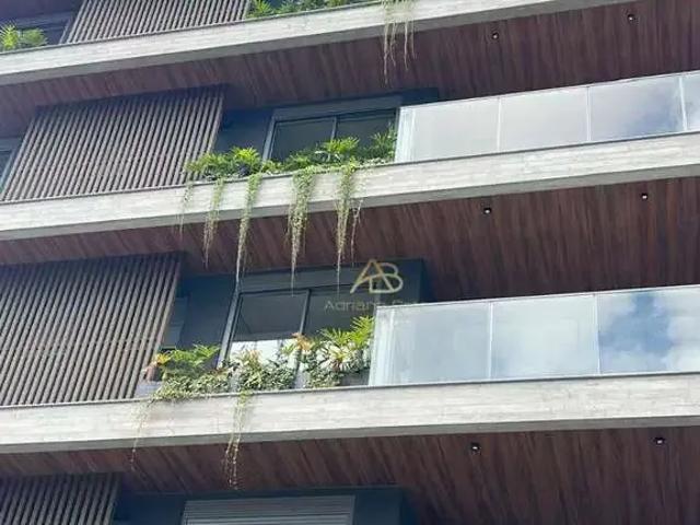 Apartamento para Venda em Curitiba/PR Cabral 3 Quartos