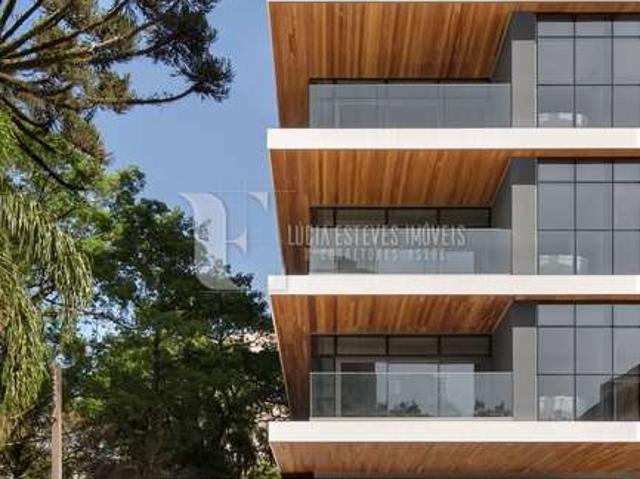 Apartamento para Venda em Curitiba/PR Cabral 3 Quartos