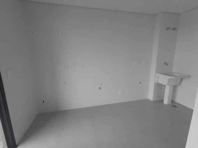 Apartamento para Venda em Curitiba/PR Capão Raso 2 Quartos
