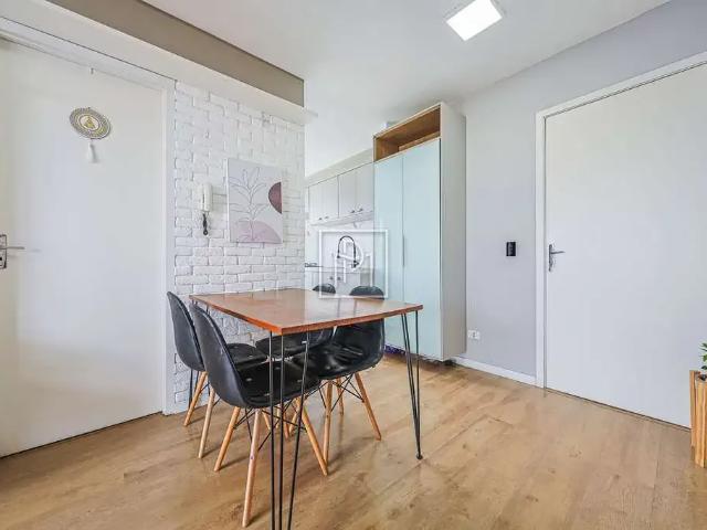 Apartamento para Venda em Curitiba/PR Capão Raso 2 Quartos