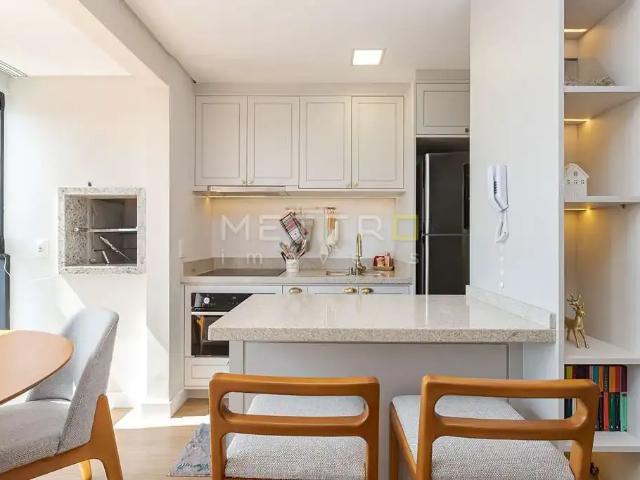 Apartamento para Venda em Curitiba/PR Capão Raso 2 Quartos