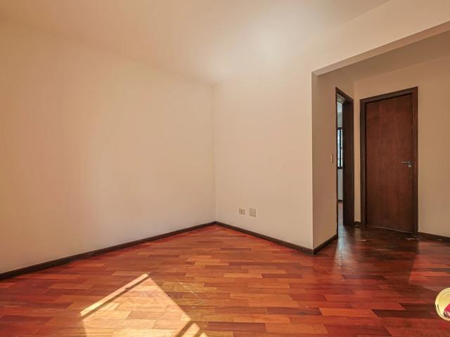 Apartamento para Venda em Curitiba/PR Centro Cívico 1 Quartos