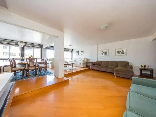 Apartamento para Venda em Curitiba/PR Centro 3 Quartos