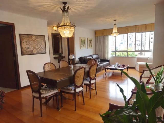 Apartamento para Venda em Curitiba/PR Centro 3 Quartos