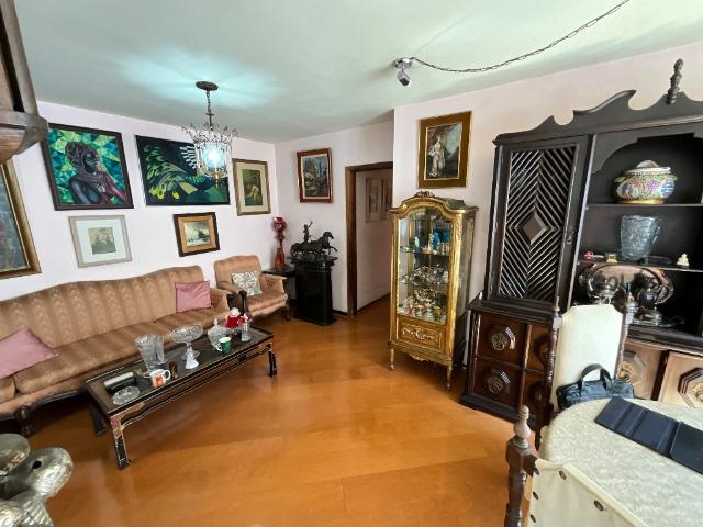 Apartamento para Venda em Curitiba/PR Centro 3 Quartos