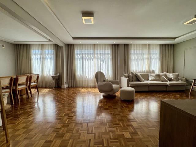 Apartamento para Venda em Curitiba/PR Centro 3 Quartos