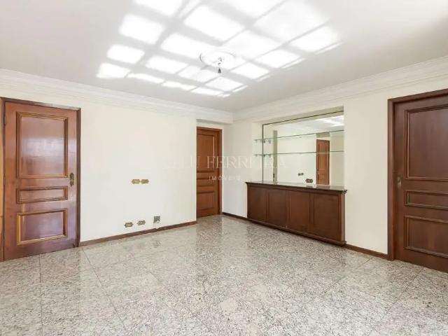 Apartamento para Venda em Curitiba/PR Centro 3 Quartos